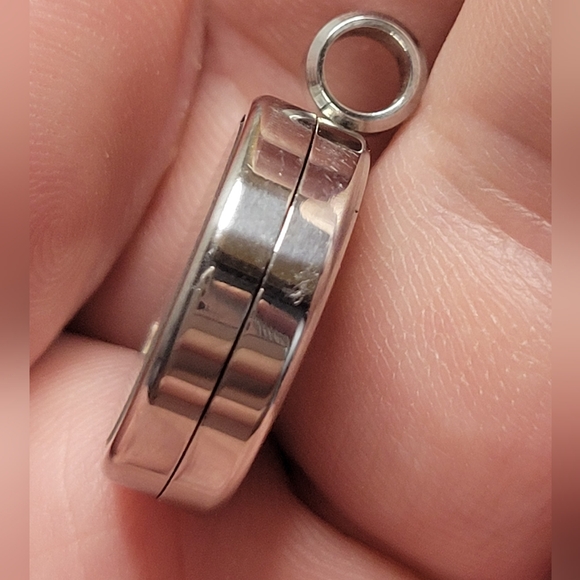 🌈 Floating Ethiopian Fire Opal Rough Polished Gemstones 1" Pendant Jewelry - Picture 2 of 3